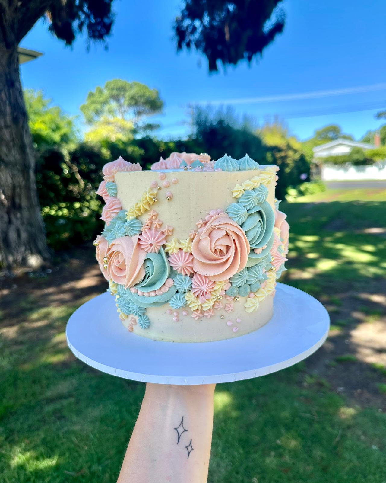 Textured Swirl cake Auckland