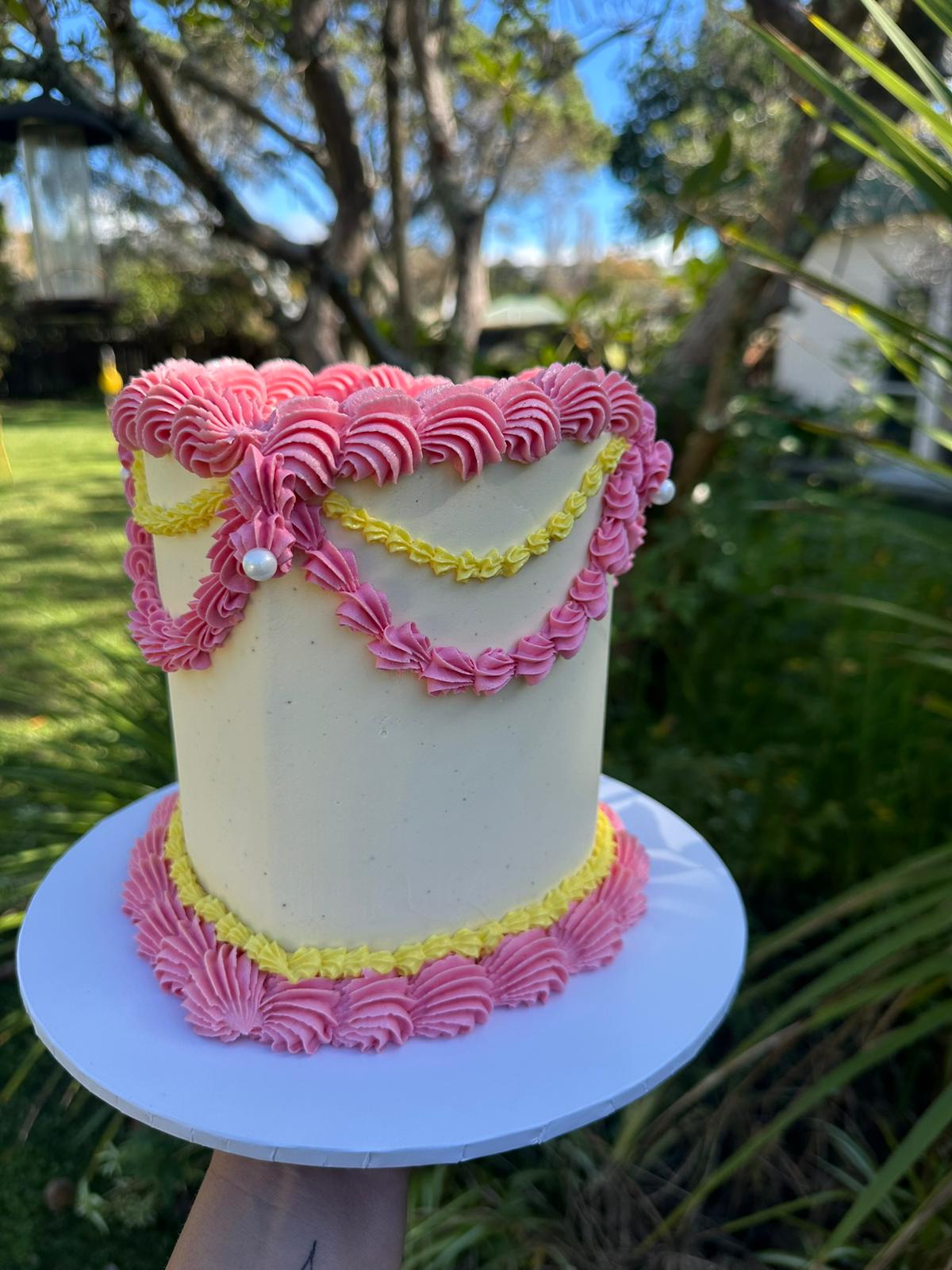 Classic Vintage cake – handcrafted luxury design Auckland