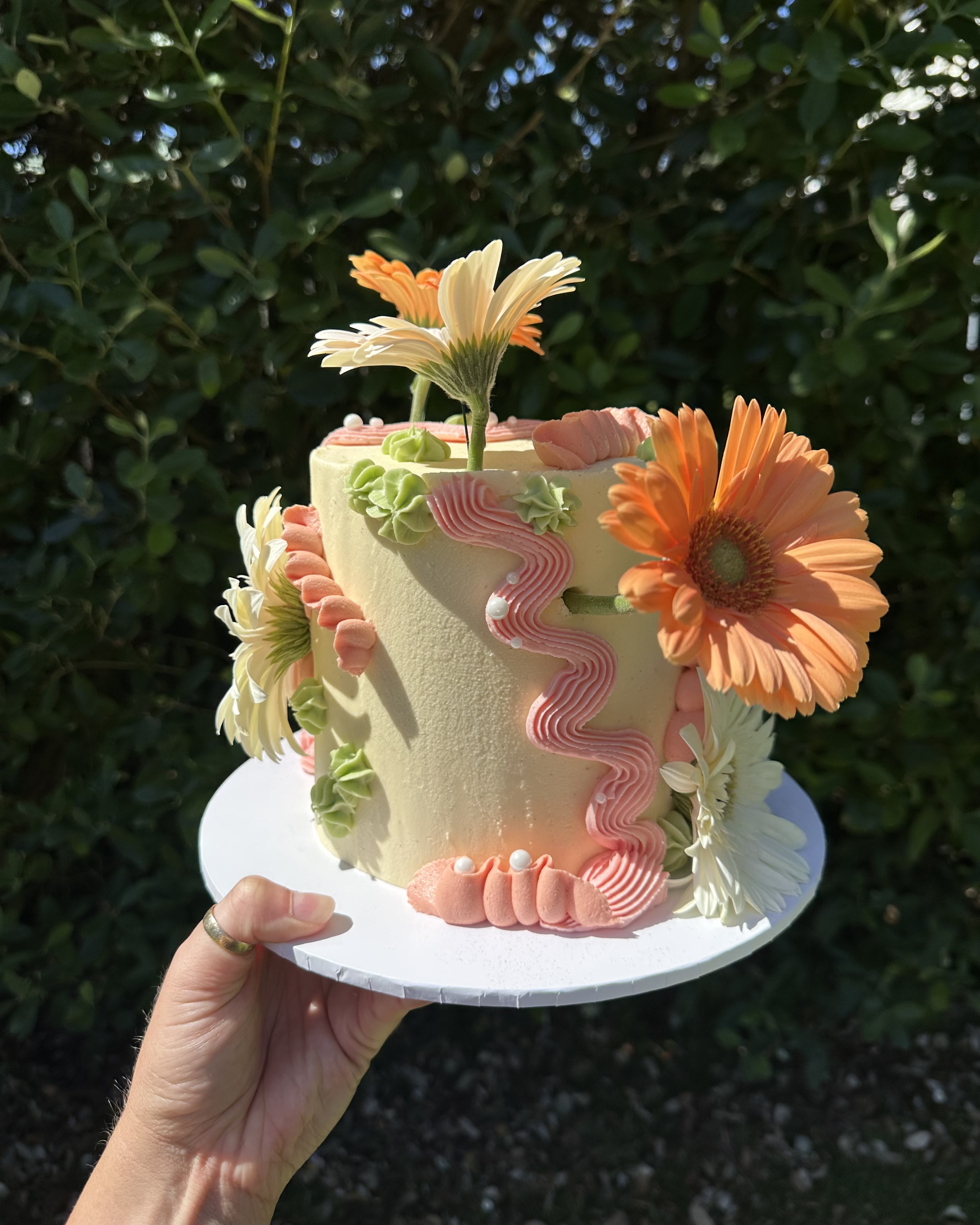 Flower Power cake – luxury bespoke design Auckland