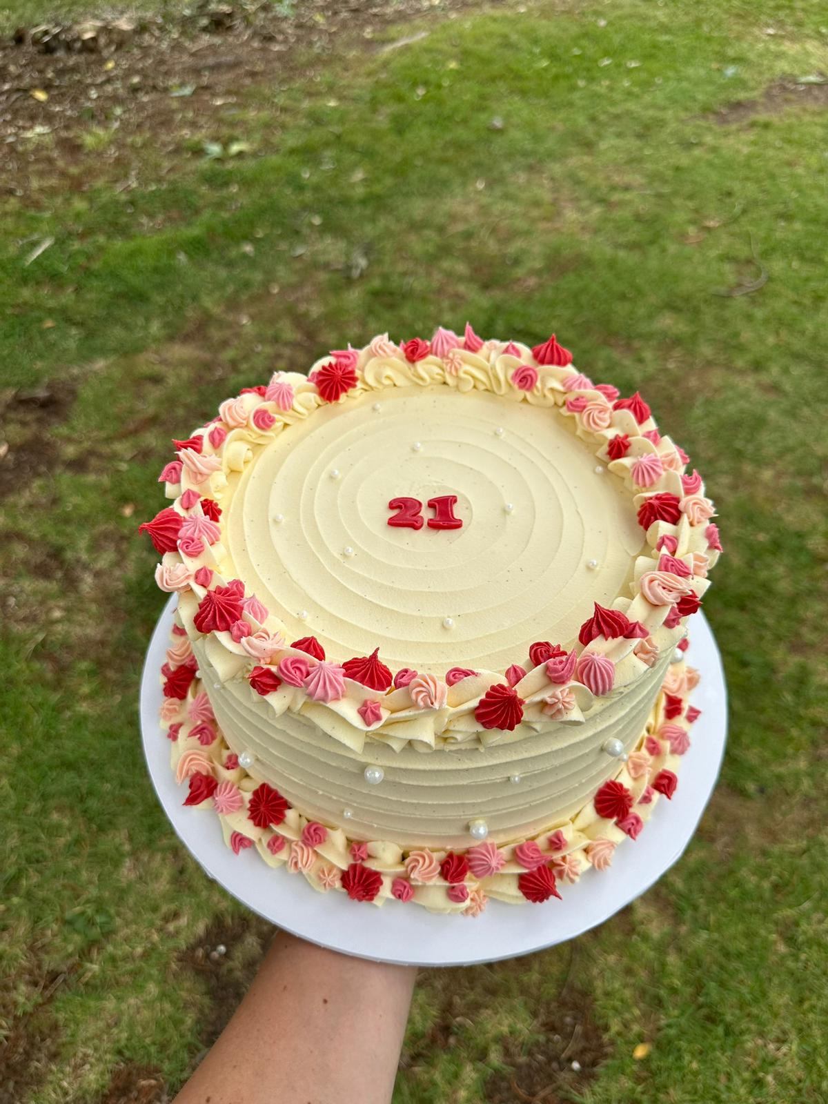Petite Rose cake – elegant bespoke creation Auckland
